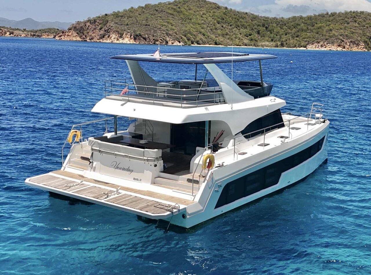Unwinding is the perfect Powercat for 12 guests in BVI