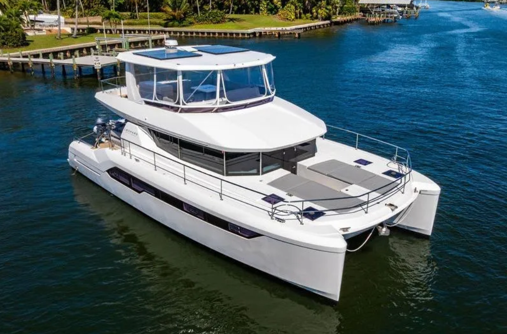 similar yachts